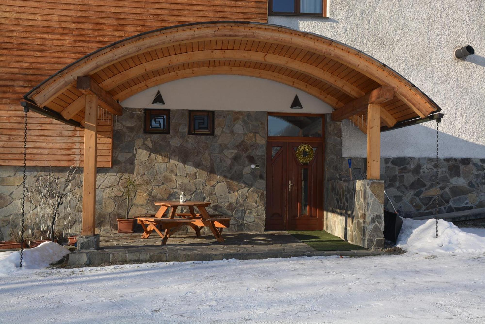 Hotel Brainy Krásno nad Kysucou Zewnętrze zdjęcie